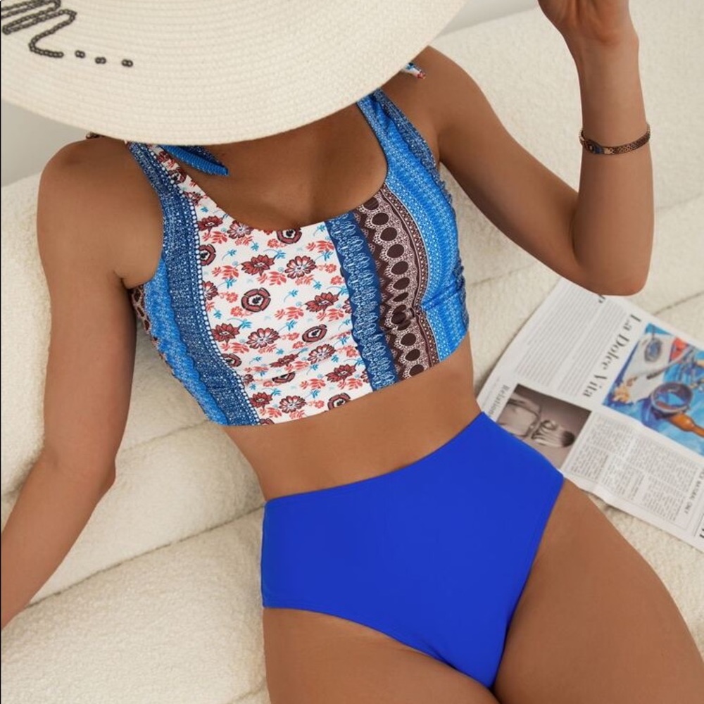 SOLD OUT 🆑🤑(CLEARANCE) Mixed Pattern Blue Bikini Size XL (12).🆑🤑 - Picture 3 of 3